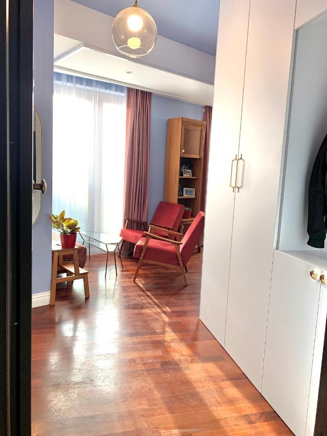 Downtown Italian Studio Bucureşti Exterior foto