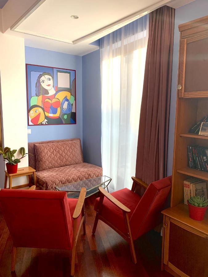Downtown Italian Studio Bucureşti Exterior foto